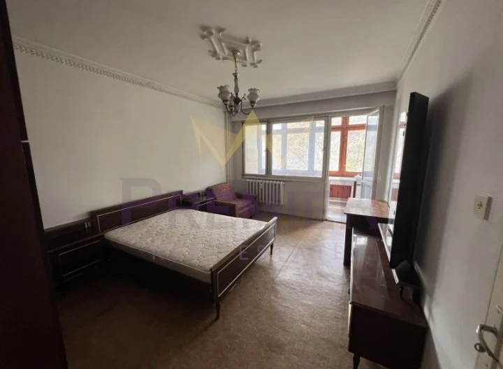 Двустаен просторен апартамент в ж.к. Хаджи Димитър -  - снимка 3 - Имоти Премиер