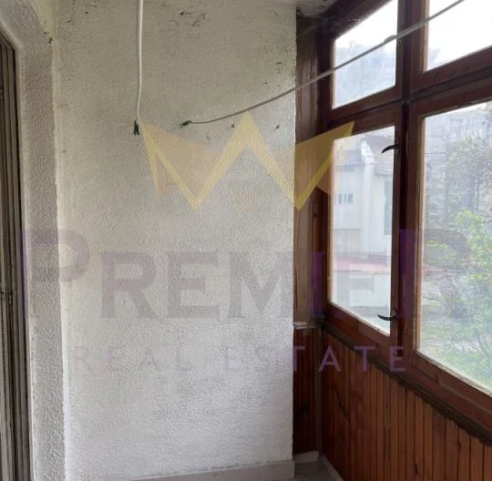 Двустаен просторен апартамент в ж.к. Хаджи Димитър -  - снимка 6 - Имоти Премиер