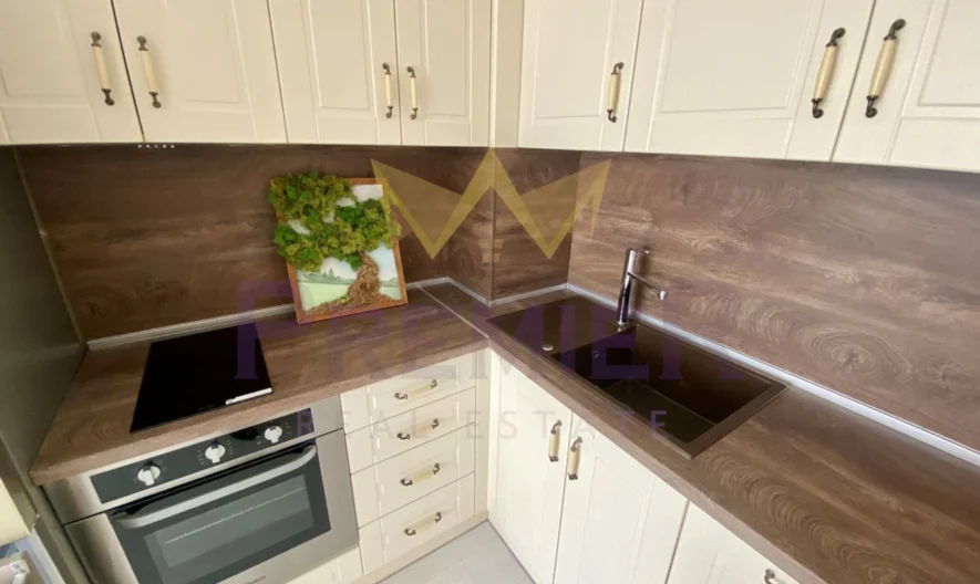 Двустаен с частична морска панорама // Обзаведен // Опция Паркомясто – м-т Акчелар - - снимка 4 - Имоти Премиер