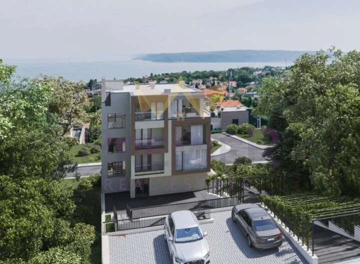 Двустаен с паркомясто в цената – Бриз - - снимка 3 - Имоти Премиер