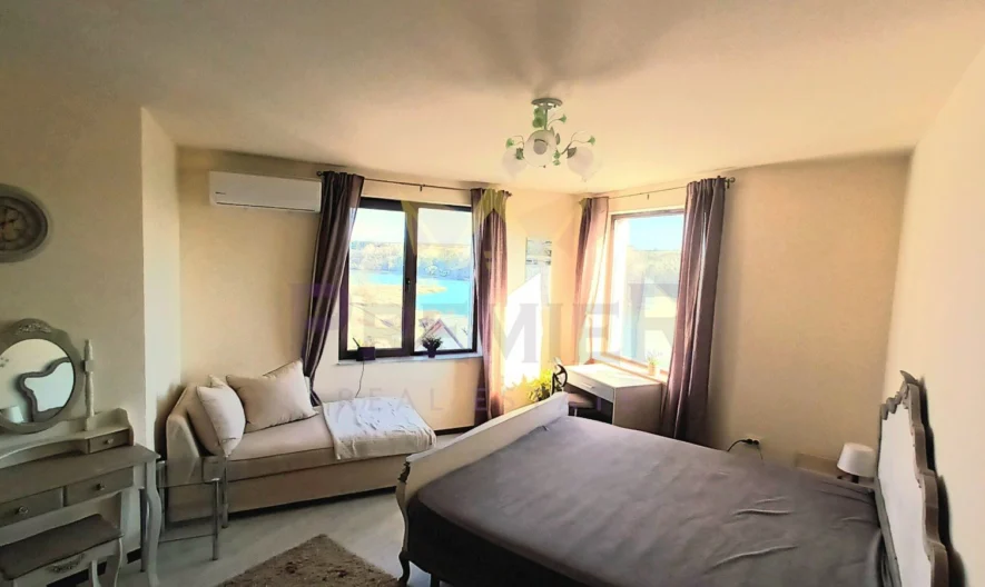 ДВУСТАЕН, село Николаевка - - снимка 8 - Имоти Премиер