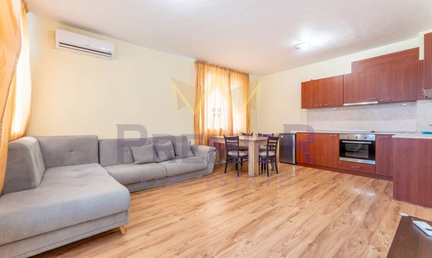 Двустаен тухлен апартамент – кв. Бриз - - снимка 1 - Имоти Премиер