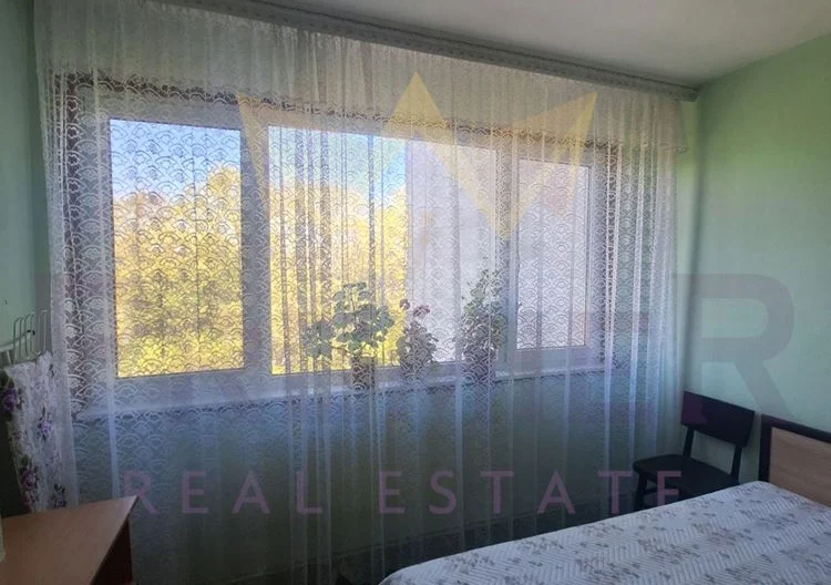 Двустаен тухлен апартамент в гр. Добрич -  - снимка 8 - Имоти Премиер