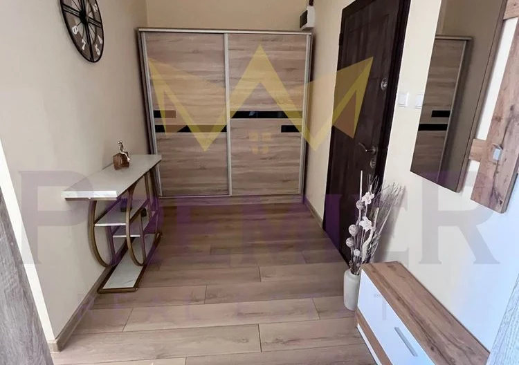 Двустаен в кв.Двужба 2 -  - снимка 9 - Имоти Премиер