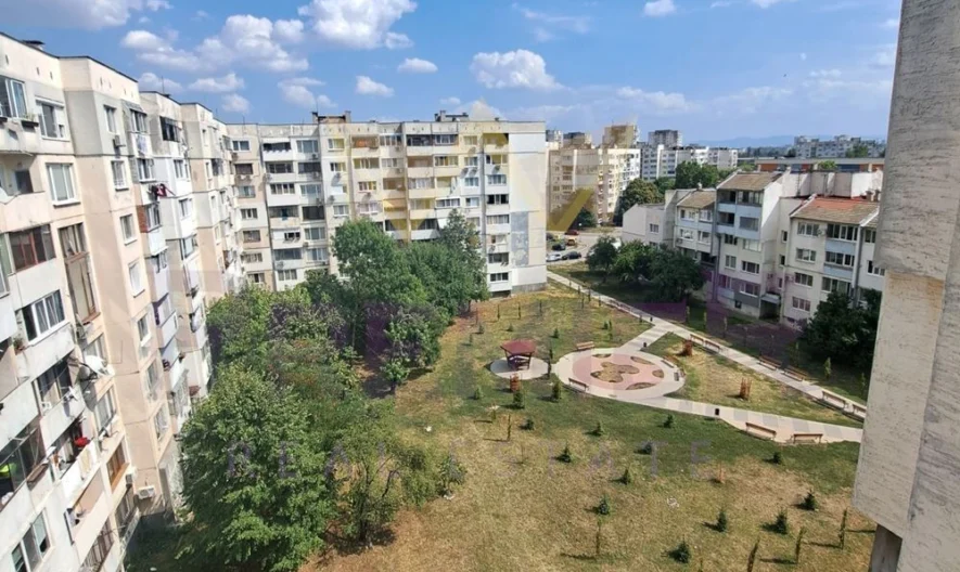 Двустаен  в кв.Обеля 2 -  - снимка 14 - Имоти Премиер