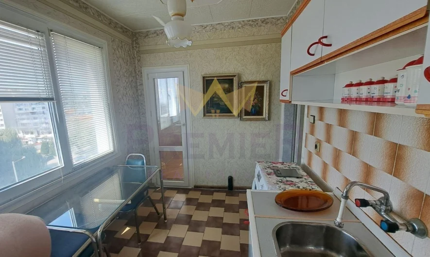 Двустаен  в кв.Обеля 2 -  - снимка 8 - Имоти Премиер