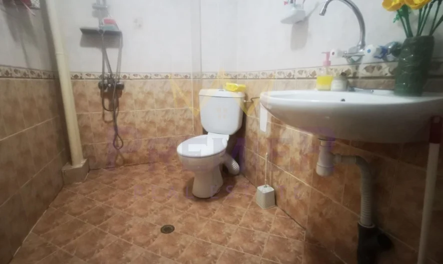 Двустаен в кв.Връбница 2 - - снимка 8 - Имоти Премиер