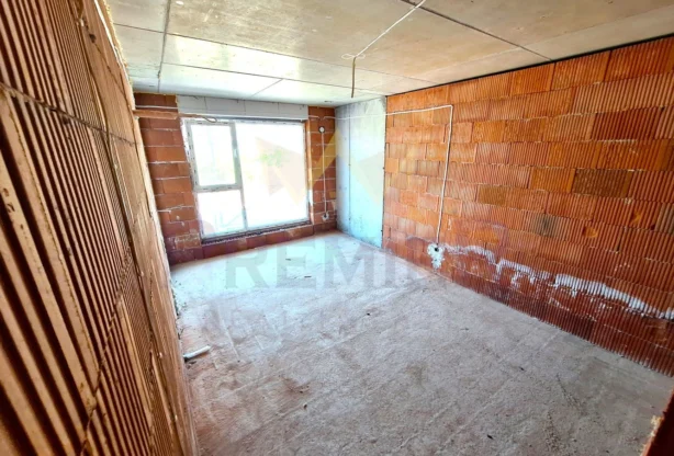 Агенция за недвижими имоти - Имоти Премиер - имот - 1006879, Цена: 145834 EUR