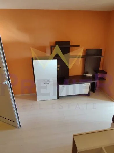 ДВУСТАЕН В РАЙОНА НА ВЪЗРАЖДАНЕ -  - снимка 3 - Имоти Премиер