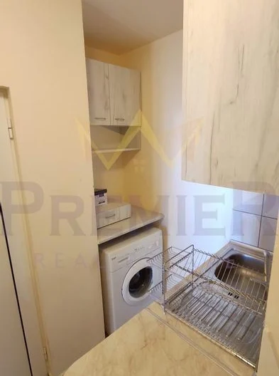 ДВУСТАЕН В РАЙОНА НА ВЪЗРАЖДАНЕ -  - снимка 5 - Имоти Премиер