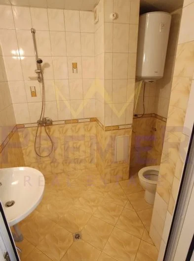 ДВУСТАЕН В РАЙОНА НА ВЪЗРАЖДАНЕ -  - снимка 7 - Имоти Премиер