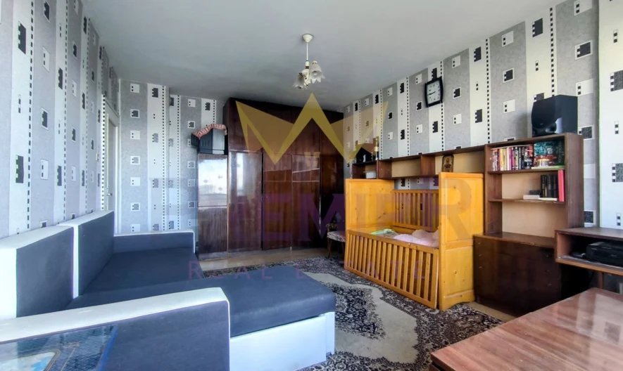 Двустаен! Южен! Среден в ж.к. Вл.Варненчик град Варна -  - снимка 1 - Имоти Премиер