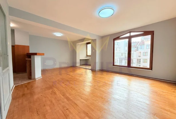 Апартаменти Варна Зимно Кино Тракия - имот - 1094859 . 64 м<sup>2</sup>, Цена: 131990 EUR