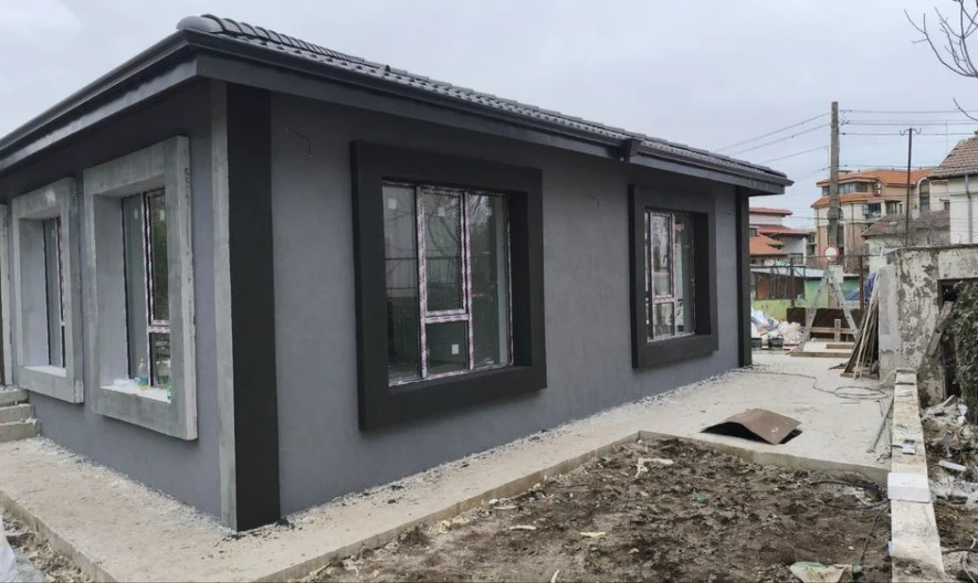 Едноетажна къща м-т Ален Мак -  - снимка 2 - Имоти Премиер