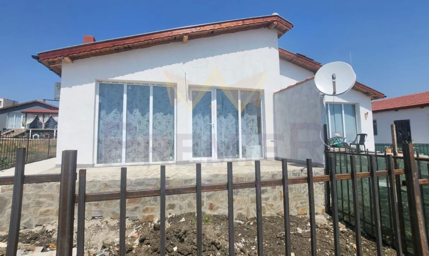 Едноетажна къща с две спални Каблешково -  - снимка 1 - Имоти Премиер