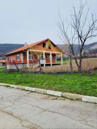 Едноетажна къща с площ 121 кв.м в село Булаир -  - снимка 1 - Имоти Премиер