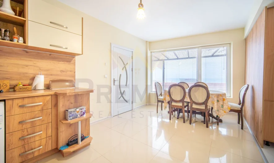 Едноетажна къща с уникална морска панорама в град Балчик -  - снимка 15 - Имоти Премиер