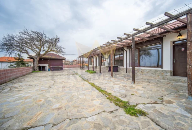 Агенция за недвижими имоти - Имоти Премиер - имот - 1189810, Цена: 299990 EUR