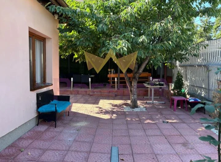 Едноетажна къща в кв.Факултета -  - снимка 9 - Имоти Премиер