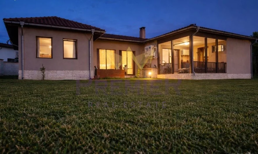 Едноетажна къща в с. Близнаци -  - снимка 1 - Имоти Премиер