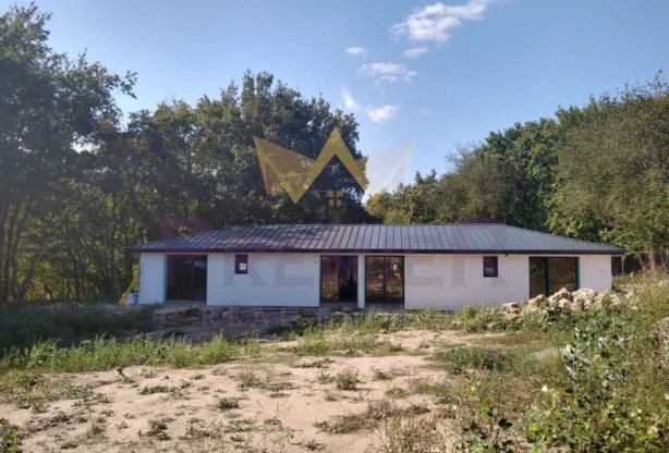 Агенция за недвижими имоти - Имоти Премиер - имот - 780909, Цена: 169000 EUR