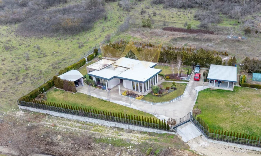 Едноетажна къща в с. Генерал Кантарджиево -  - снимка 13 - Имоти Премиер