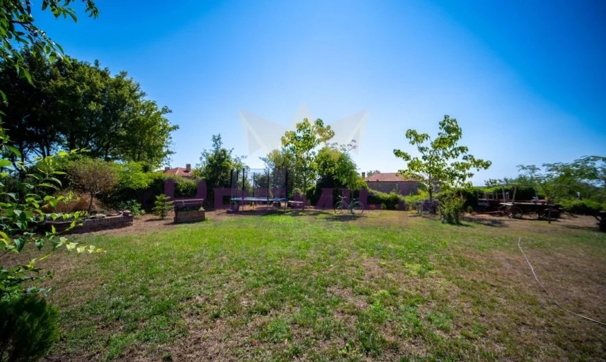 Едноетажна къща в с. Генерал Кантарджиево -  - снимка 16 - Имоти Премиер