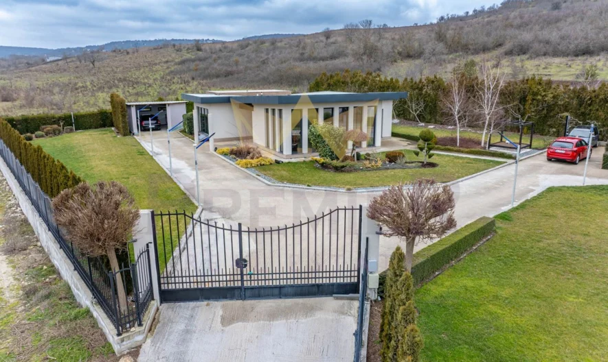 Едноетажна къща в с. Генерал Кантарджиево -  - снимка 21 - Имоти Премиер