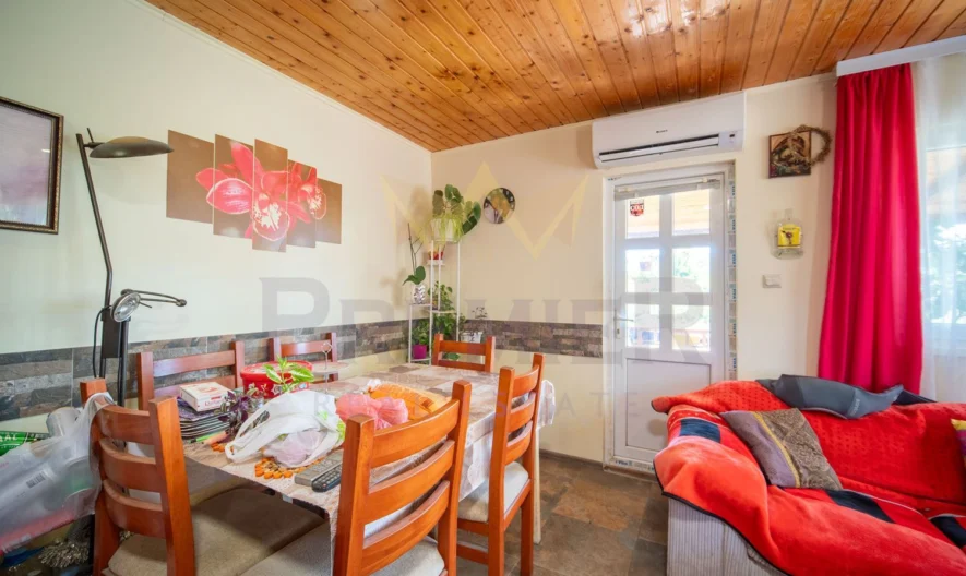 Едноетажна къща в с. Генерал Кантарджиево -  - снимка 4 - Имоти Премиер