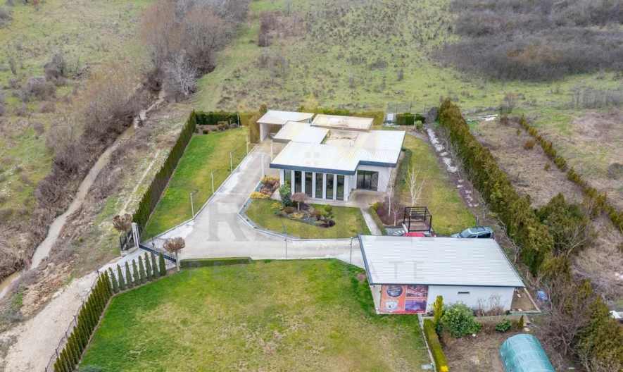 Едноетажна къща в с. Генерал Кантарджиево -  - снимка 7 - Имоти Премиер