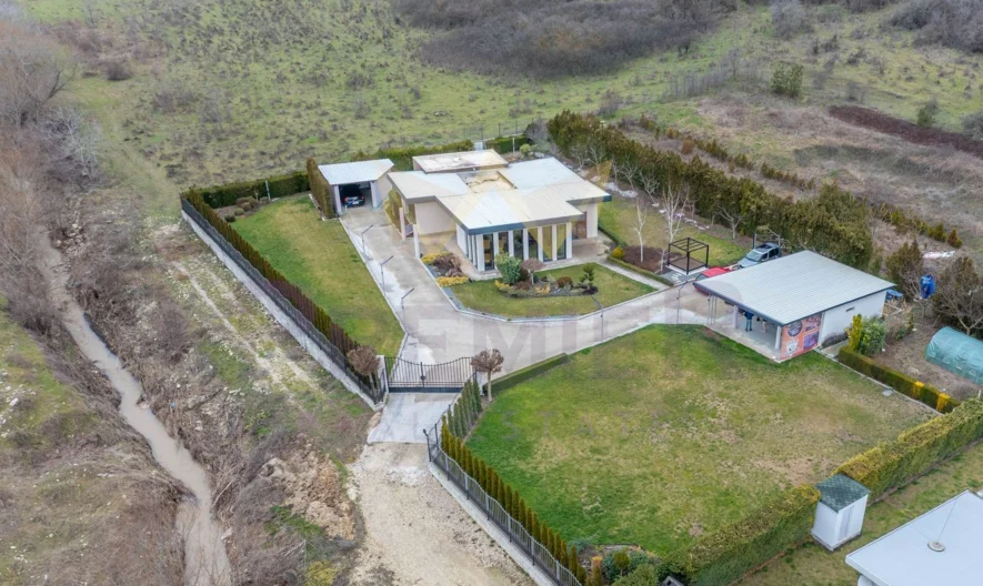 Едноетажна къща в с. Генерал Кантарджиево -  - снимка 9 - Имоти Премиер