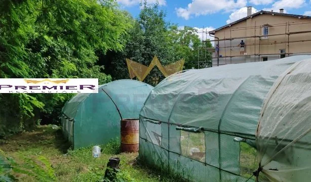 Агенция за недвижими имоти - Имоти Премиер - имот - 956956, Цена: 450000 EUR