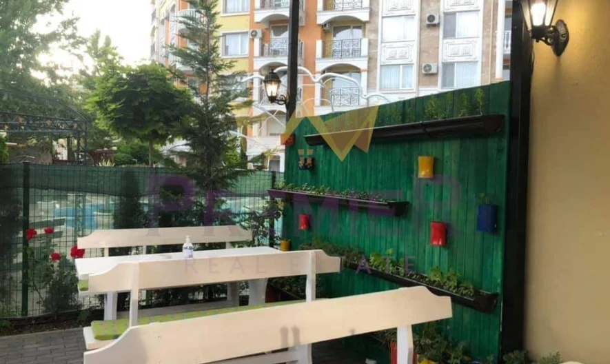 Едноетажна сграда с парцел в центъра на Слънчев Бряг -  - снимка 4 - Имоти Премиер