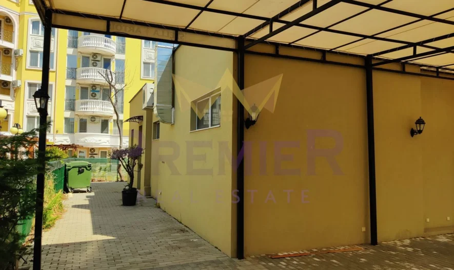 Едноетажна сграда с парцел в центъра на Слънчев Бряг -  - снимка 5 - Имоти Премиер