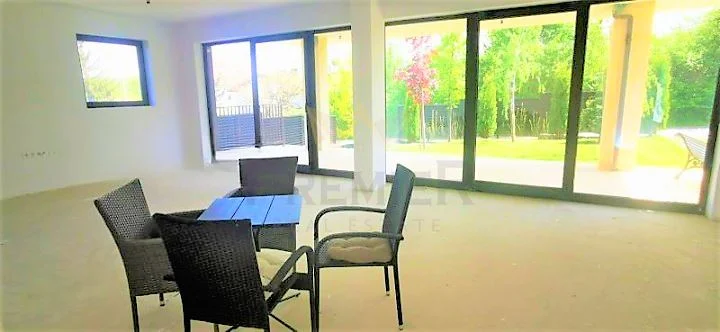 Еднофамилна двуетажна къща в гр.Банкя -  - снимка 8 - Имоти Премиер