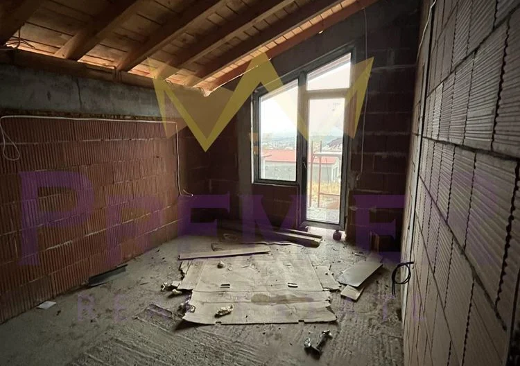 Еднофамилна къща с. Гурмазово -  - снимка 12 - Имоти Премиер