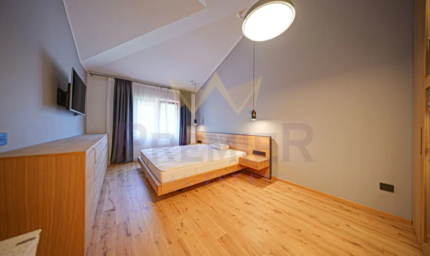 Еднофамилна къща с стилна архитектура и модерни дизайнерски решения в Бистрица - - снимка 13 - Имоти Премиер