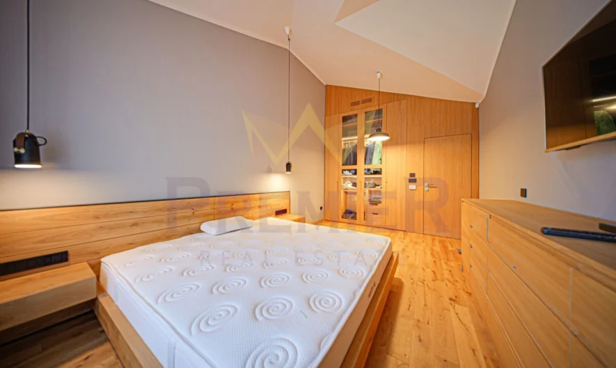 Еднофамилна къща с стилна архитектура и модерни дизайнерски решения в Бистрица - - снимка 16 - Имоти Премиер