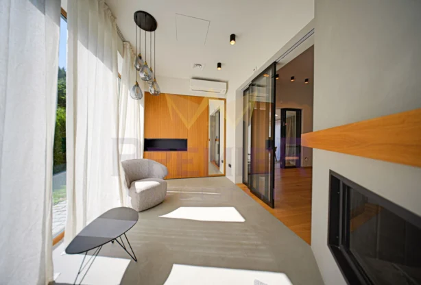 Агенция за недвижими имоти - Имоти Премиер - имот - 958176, Цена: 1150000 EUR