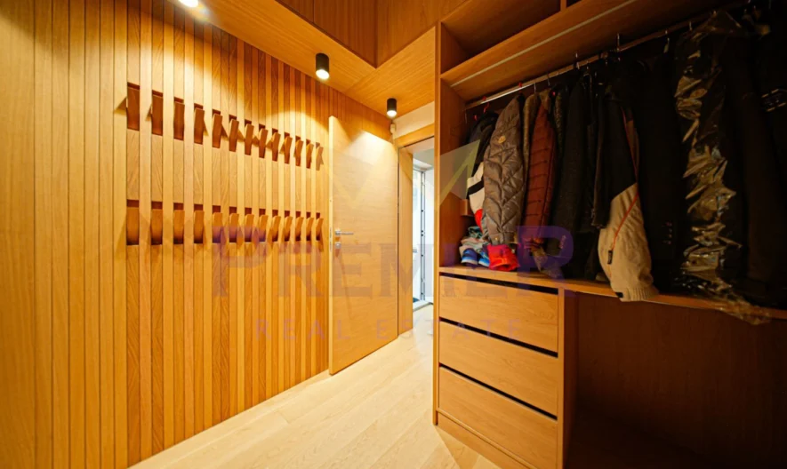 Еднофамилна къща с стилна архитектура и модерни дизайнерски решения в Бистрица - - снимка 28 - Имоти Премиер