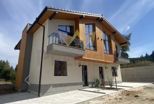 Агенция за недвижими имоти - Имоти Премиер - имот - 1077805, Цена: 299000 EUR