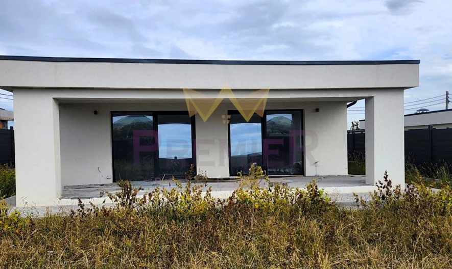 Еднофамилна къща в с. Хераково -  - снимка 5 - Имоти Премиер