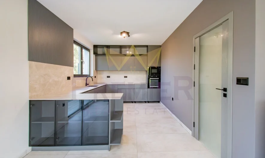 Еднофамилна къща в с. Осоица -  - снимка 7 - Имоти Премиер