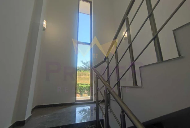 Агенция за недвижими имоти - Имоти Премиер - имот - 1058710, Цена: 225000 EUR