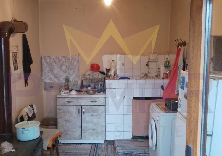 Еднофамилна къща в с.Изворово, област Добрич -  - снимка 6 - Имоти Премиер