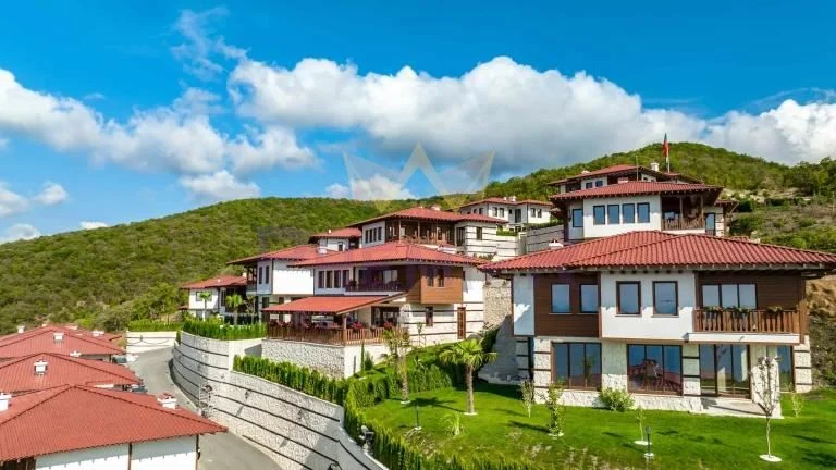 Еднофамилна къща в Свети Влас – Нов комплекс -  - снимка 4 - Имоти Премиер