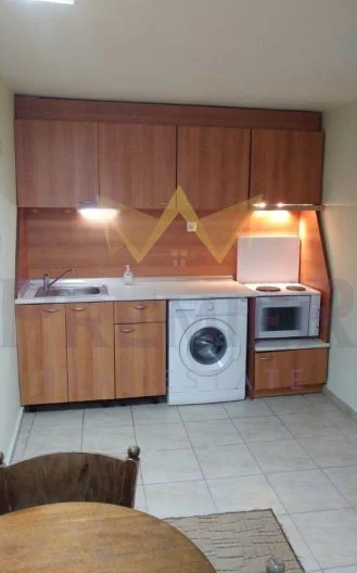 ЕДНОСТАЕН АПАРТАМЕНТ, БАЗАР ЛЕВСКИ - - снимка 1 - Имоти Премиер