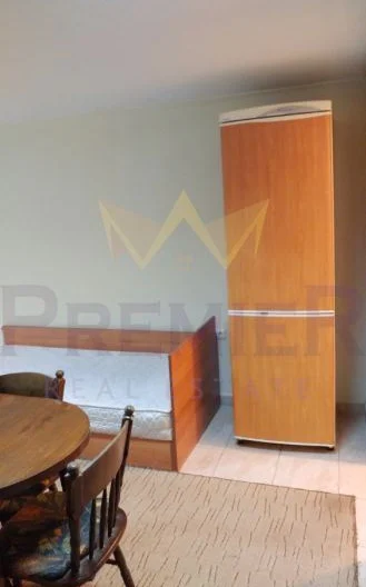 ЕДНОСТАЕН АПАРТАМЕНТ, БАЗАР ЛЕВСКИ - - снимка 2 - Имоти Премиер