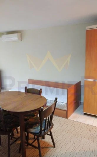 ЕДНОСТАЕН АПАРТАМЕНТ, БАЗАР ЛЕВСКИ - - снимка 6 - Имоти Премиер