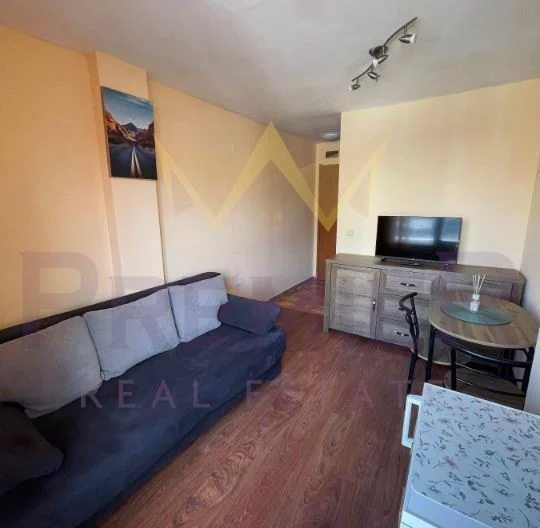 ЕДНОСТАЕН АПАРТАМЕНТ, ИДЕАЛЕН ЦЕНТЪР -  - снимка 2 - Имоти Премиер